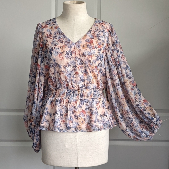 1. State Blouse V-Neck Long Sleeves Sheer Floral Peplum Waist Pink Blues M NWT - Picture 2 of 15